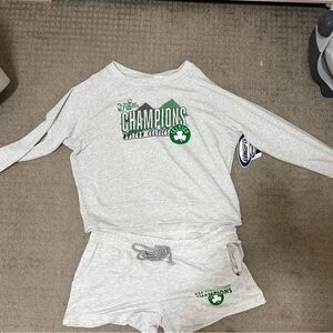 Women’s XL Boston Celtics Finals Champions long sleeve and shorts set